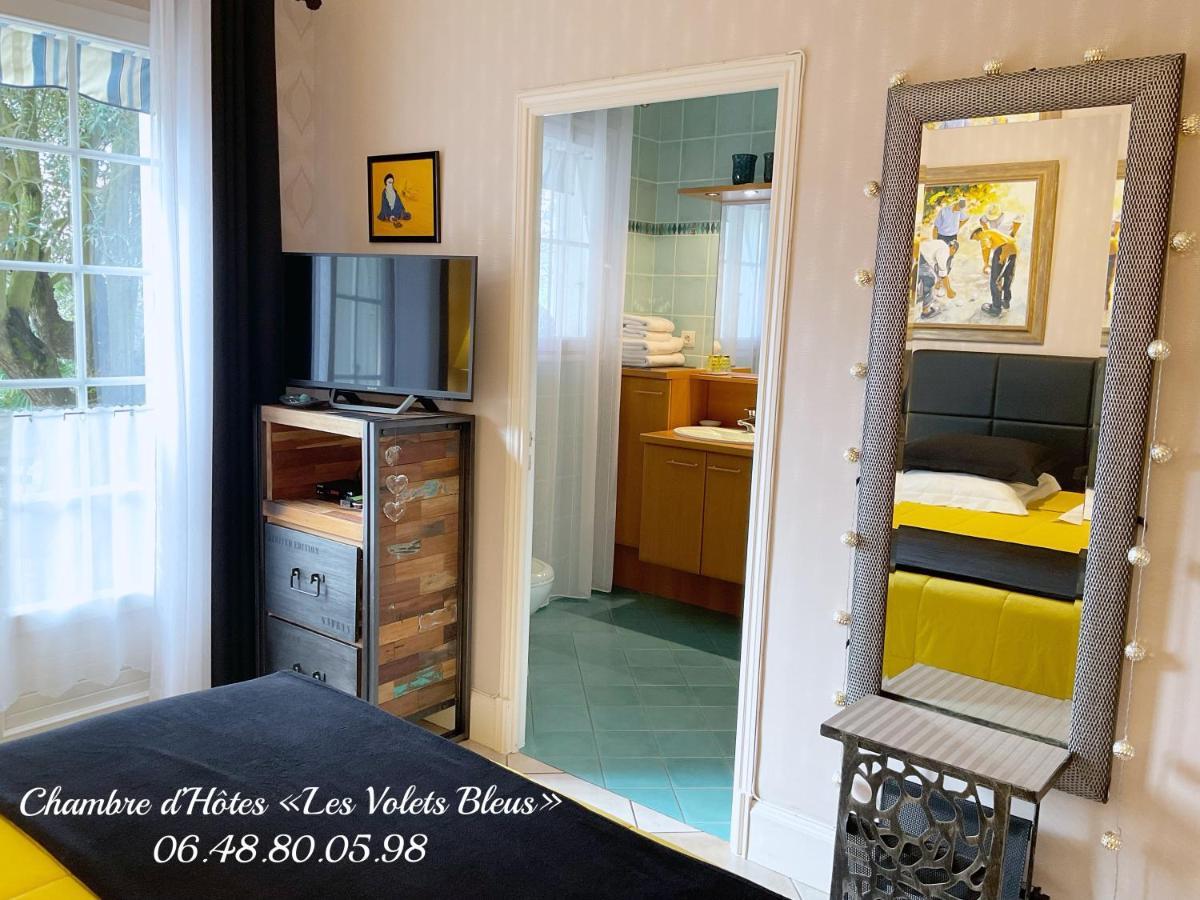 Chambre D'Hotes "Les Volets Bleus" - Villa L'Olivier Cote Mer 보-쉬르-메르 외부 사진