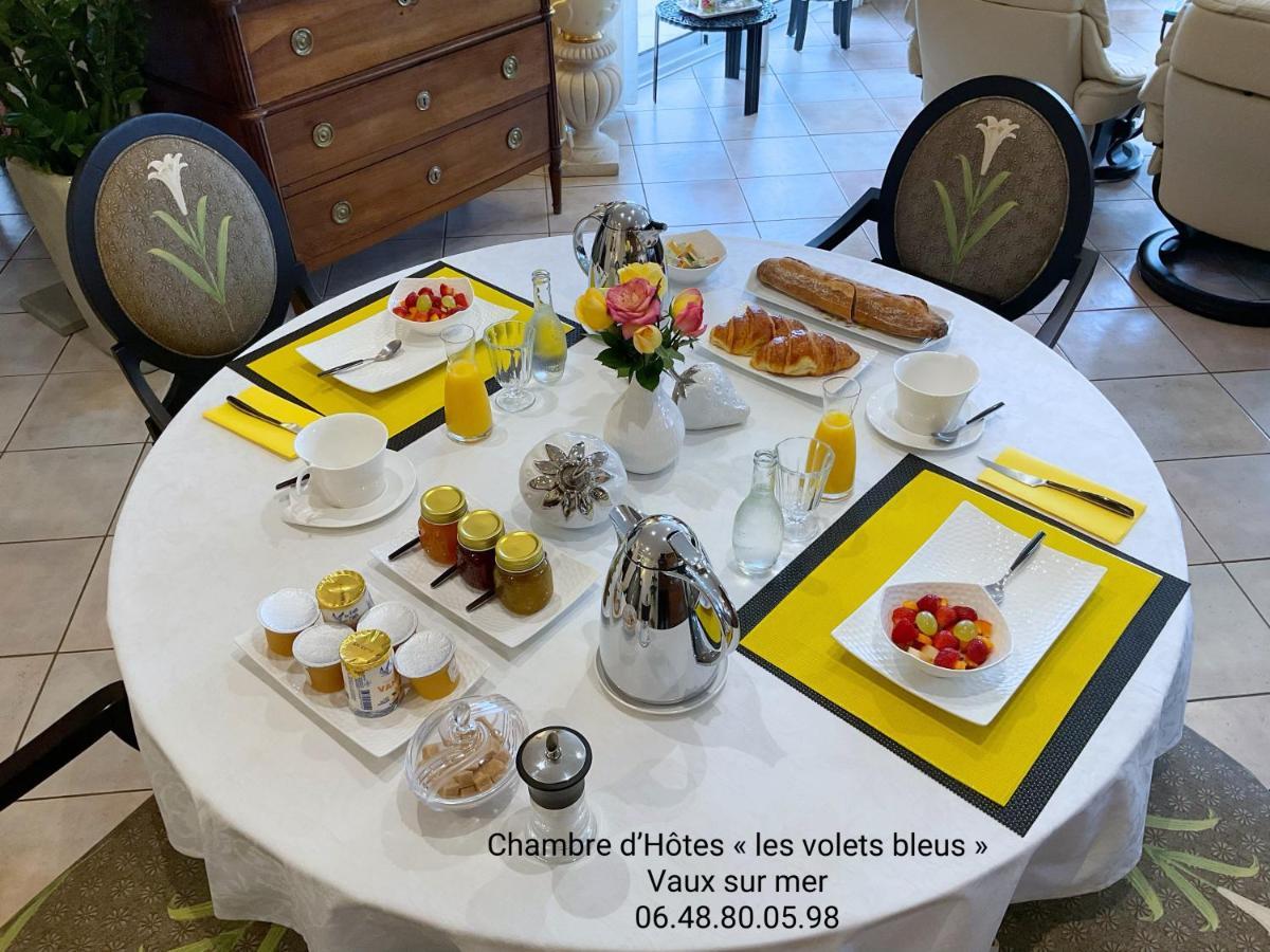 Chambre D'Hotes "Les Volets Bleus" - Villa L'Olivier Cote Mer 보-쉬르-메르 외부 사진